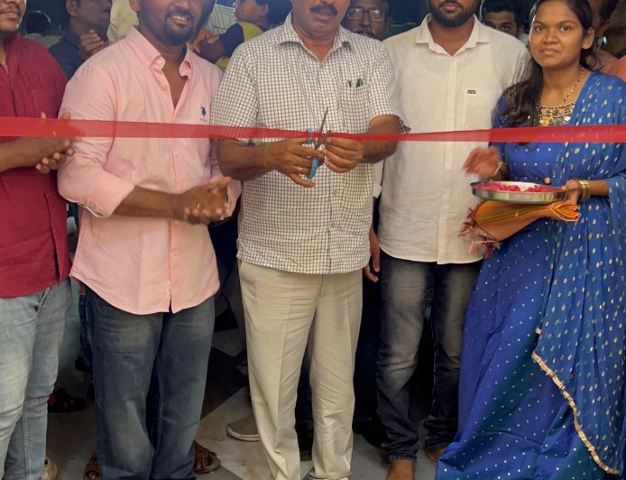 గుంటూరు లో  మోడ్రన్ మాయబజార్