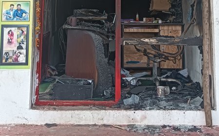 ఫోటో స్టూడియో లో భారీ అగ్నిప్రమాదం