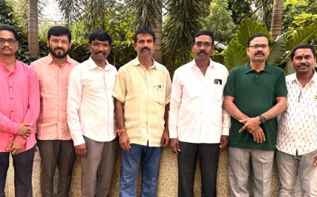 యశోద హాస్పిటల్లో భరత్ కుమార్ను పరామర్శించిన రాష్ట్ర ఫోటో & వీడియోగ్రాఫర్స్ అసోసియేషన్ నాయకులు